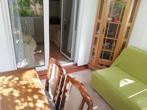 Rent, studio apartment, 29m², Rozino, Budva - image 2