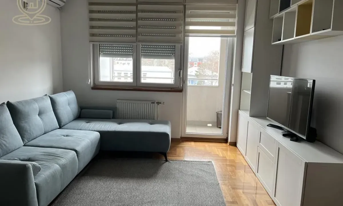 Izdavanje, dvosoban stan, 41m², Rotkvarija, Novi Sad Sve Podlokacije