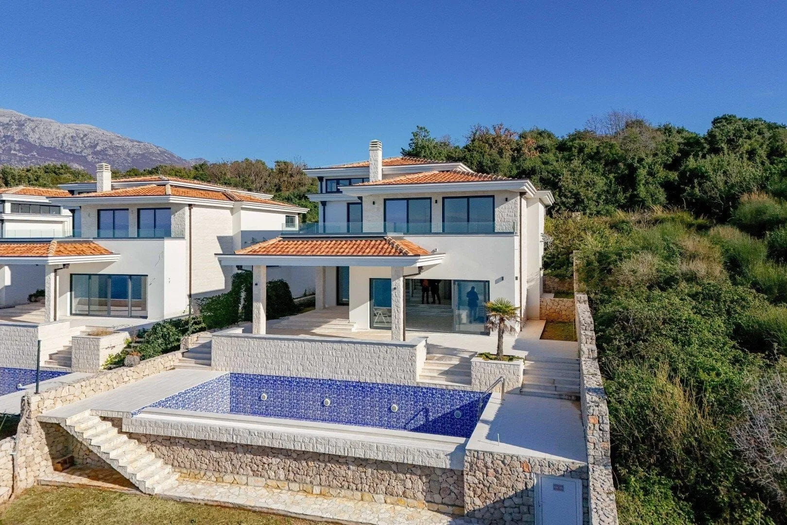 Sale, house, 370m², Utjeha, Bar