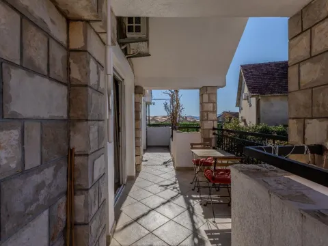 Prodaja, kuća, 234m², Tivat, Crna Gora - image 19
