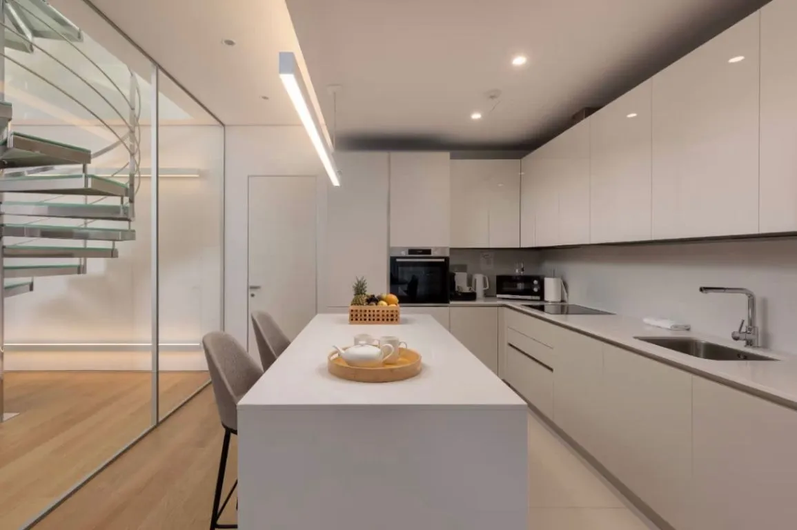 Sale, apartment, 519m², Dukley Gardens, Budva