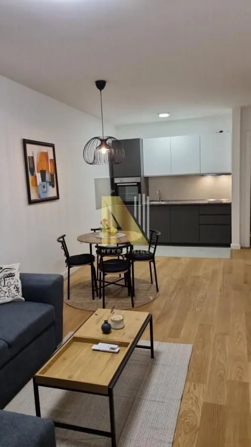 Izdavanje, dvosoban stan, 51m², Grbavica, Novi Sad Sve Podlokacije