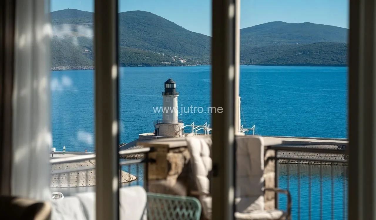 Prodaja, dvosoban stan, 113m², Luštica Bay, Tivat