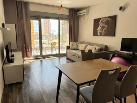 Rent, one bedroom apartment, 43m², Budva, Crna Gora