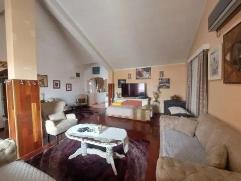 Izdavanje, dvosoban stan, 120m², Seljanovo, Tivat - image 11