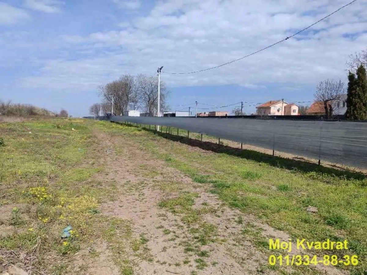 Izdavanje, plac, 5760m², Surčin, Beograd