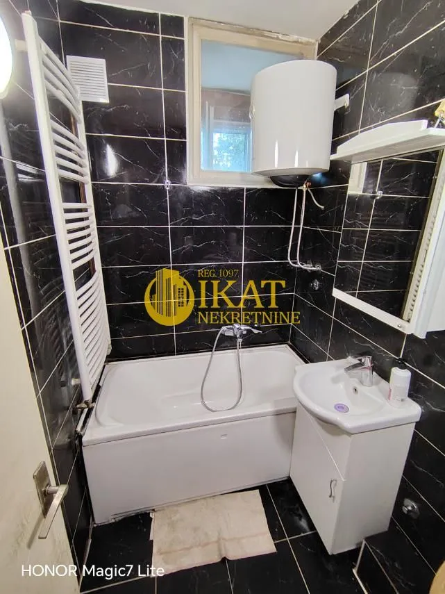 Prodaja, jednosoban stan, 38m², Padinska Skela, Palilula Sve Podlokacije