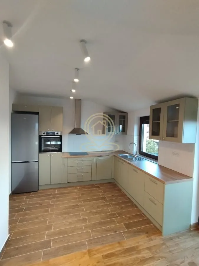 Izdavanje, trosoban stan, 83m², Zvezdarska Šuma, Zvezdara Sve Podlokacije
