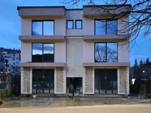 Rent, office space, 183m², Nikšić, Crna Gora - image 2