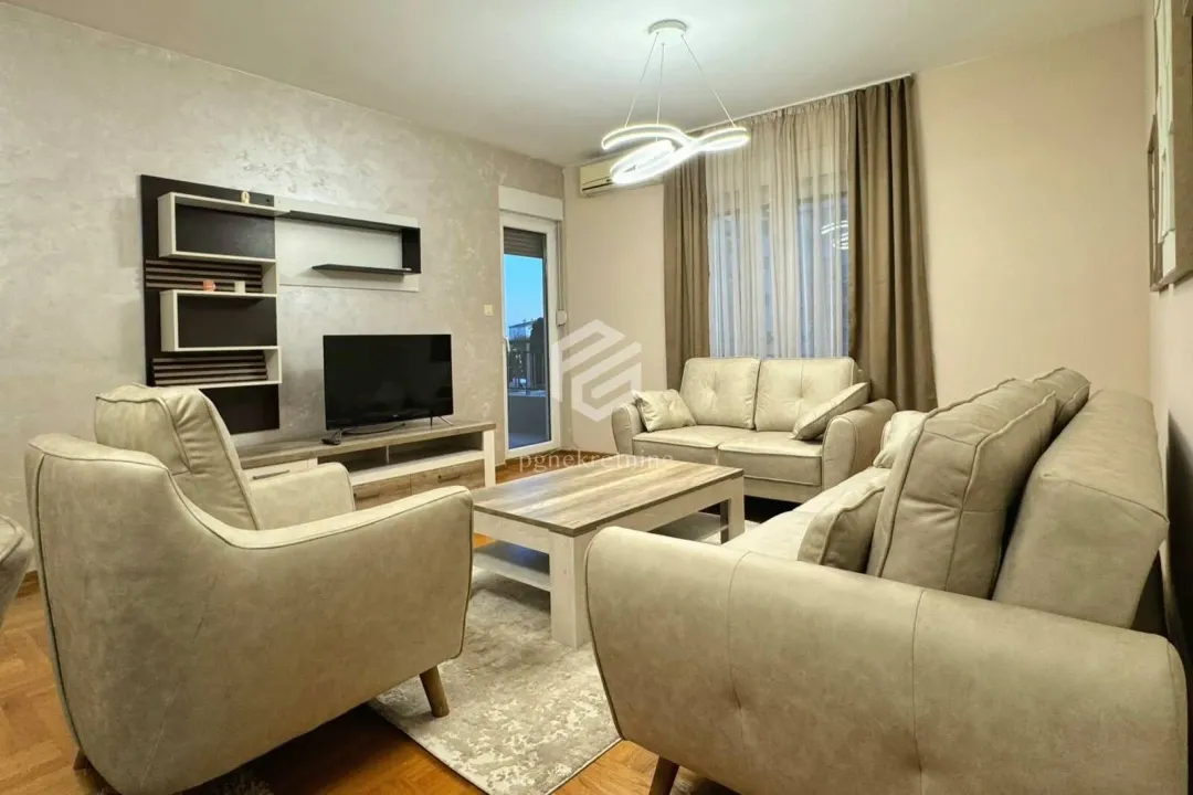 Rent, one bedroom apartment, 55m², Pobrežje, Podgorica