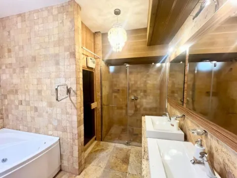 Izdavanje, dvosoban stan, 154m², Gorica C, Podgorica - image 10