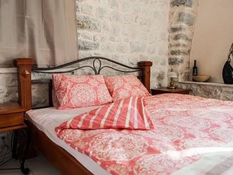 Prodaja, jednosoban stan, 54m², Prčanj, Kotor - image 10