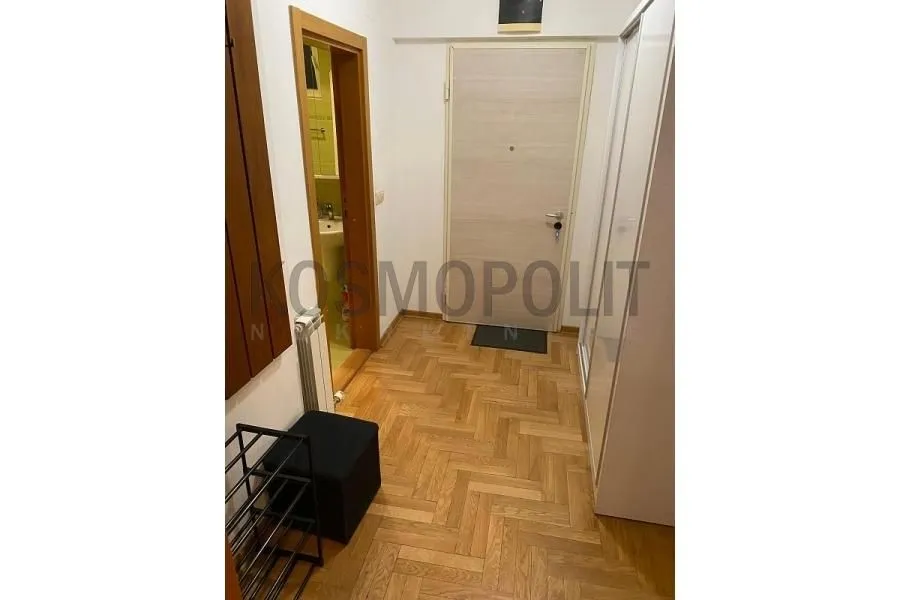 Rent, two bedroom apartment, 40m², Slavija, Vračar Sve Podlokacije