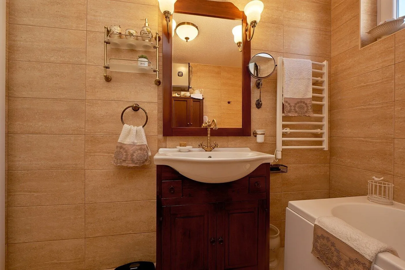Sale, three bedroom apartment, 150m², Bečići, Budva