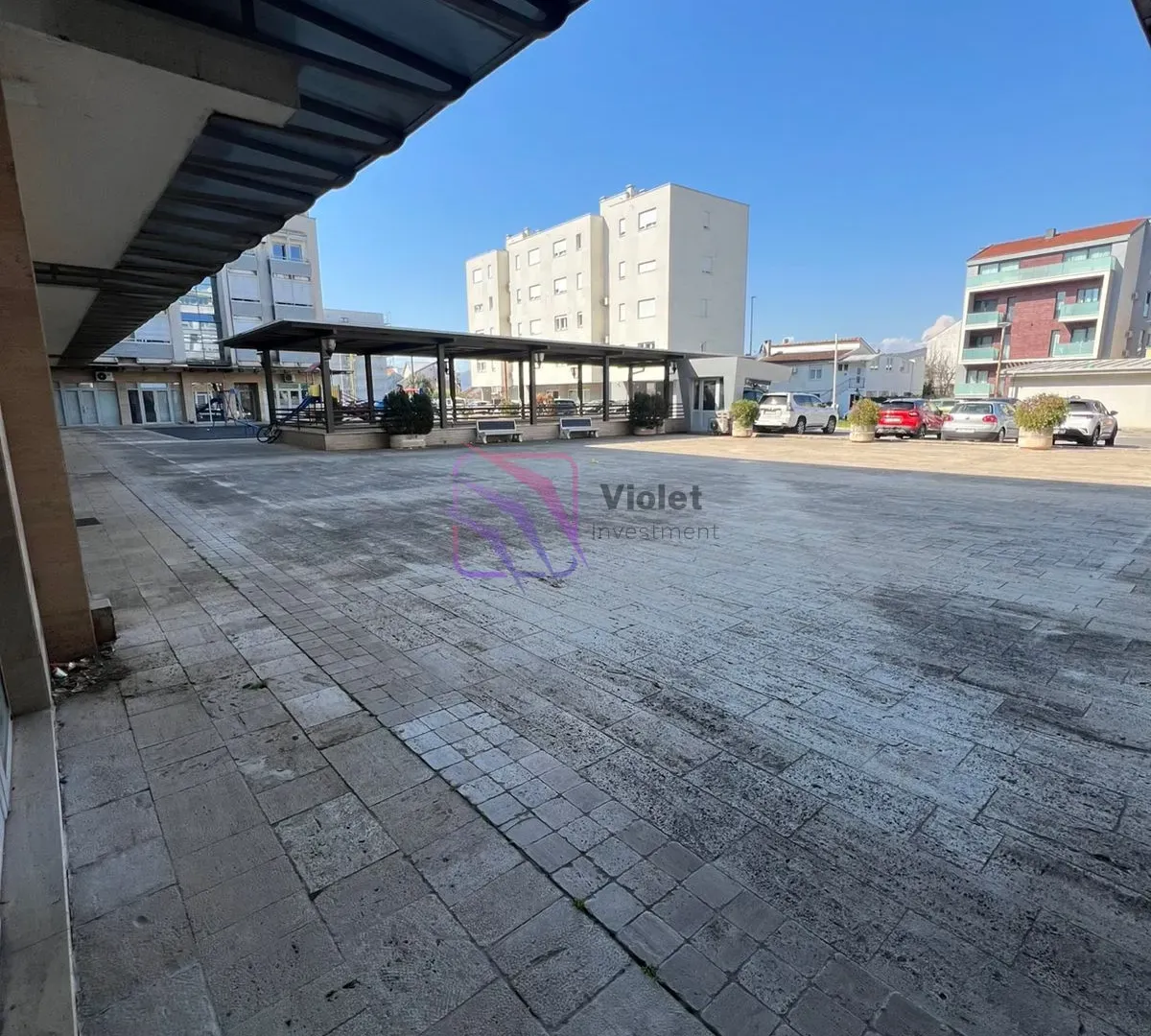 Prodaja, trosoban stan, 121m², Kruševac, Podgorica