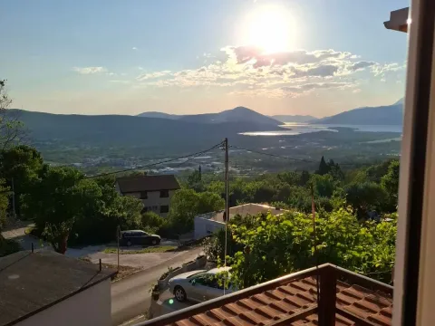 Stan in Radanovići