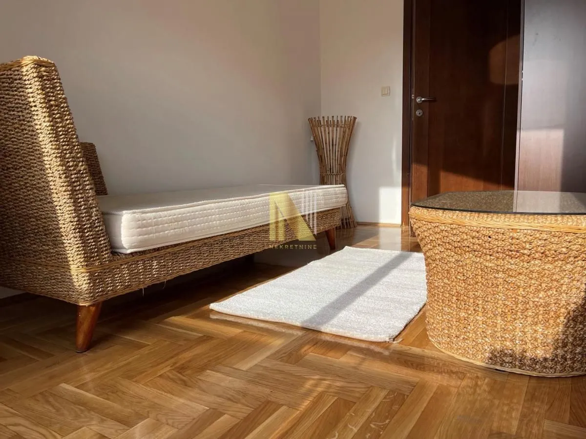 Izdavanje, trosoban stan, 66m², Podbara, Novi Sad Sve Podlokacije