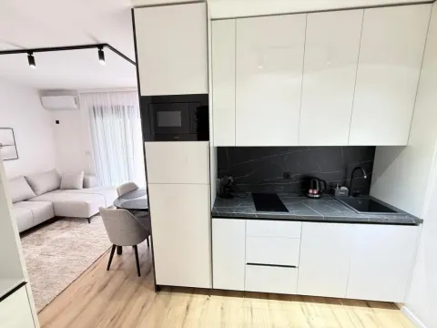 Prodaja, jednosoban stan, 34m², Dobra Voda, Budva - image 4