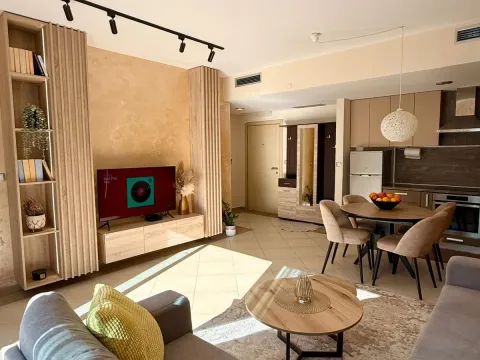 Prodaja, jednosoban stan, 74m², Dobrota, Kotor - image 12