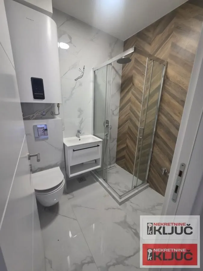 Prodaja, jednosoban stan, 42m², Kej, Novi Sad Sve Podlokacije