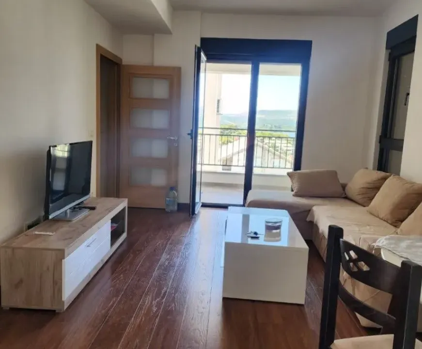 Rent, two bedroom apartment, 60m², Kava, Tivat