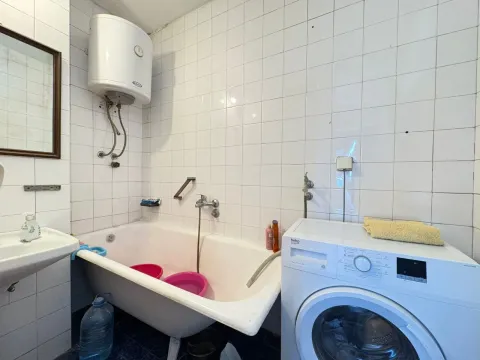 Sale, one bedroom apartment, 65m², Pobrežje, Podgorica - image 7
