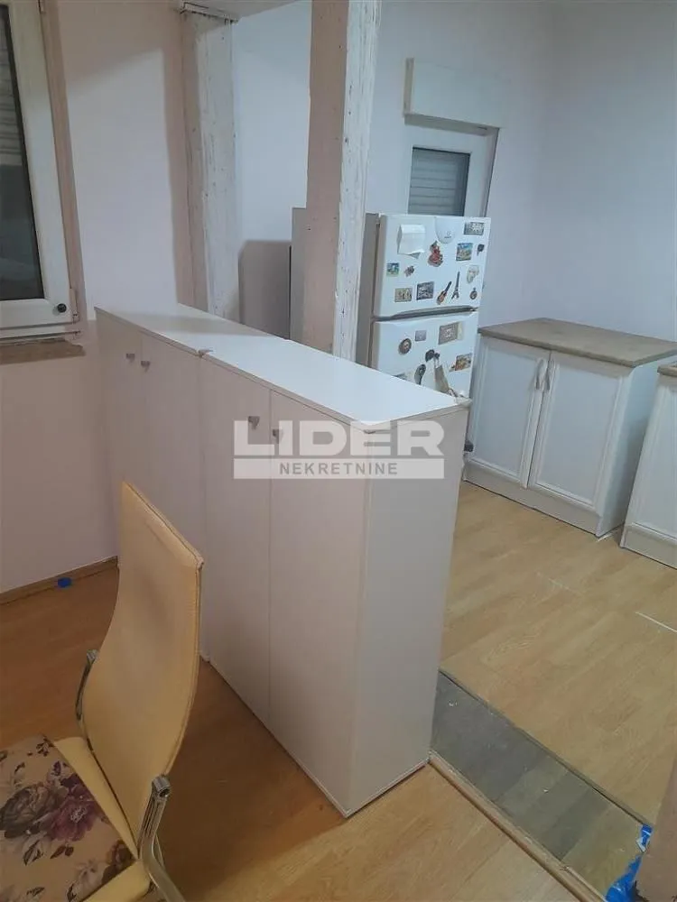 Sale, two bedroom apartment, 37m², Đeram Pijaca, Beograd
