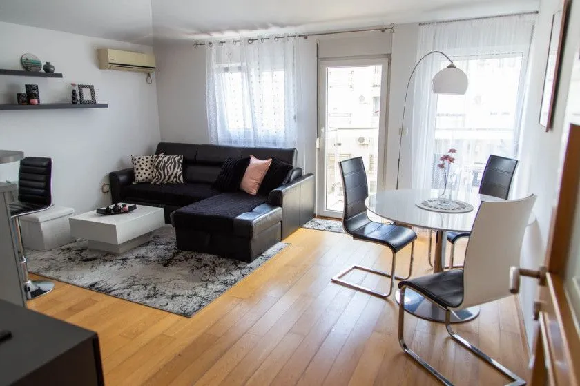 Rent, one bedroom apartment, 45m², Blok 9, Podgorica