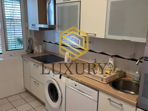 Rent, house, 100m², Momišići, Podgorica - image 4