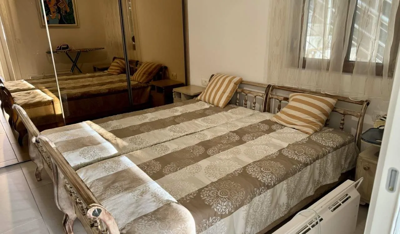 Izdavanje, dvosoban stan, 91m², Opatovo, Tivat