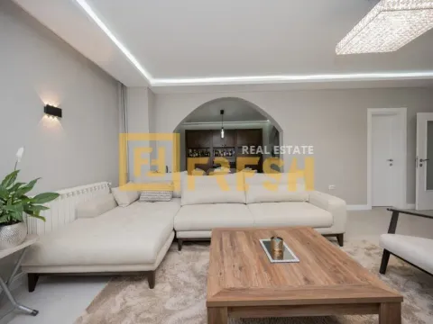 Prodaja, kuća, 350m², Vranići, Podgorica - image 2