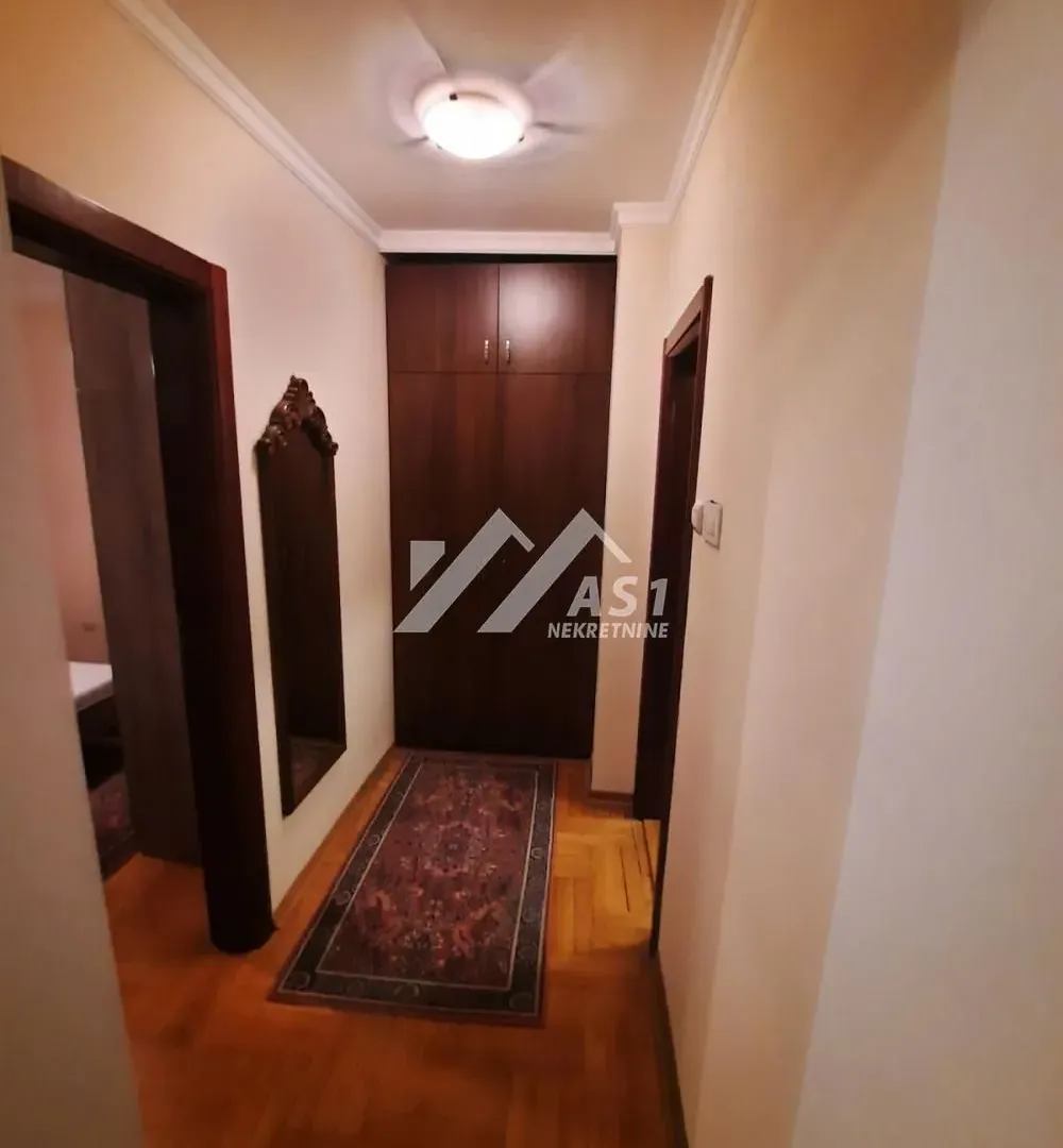 Izdavanje, dvosoban stan, 53m², Rotkvarija, Novi Sad Sve Podlokacije