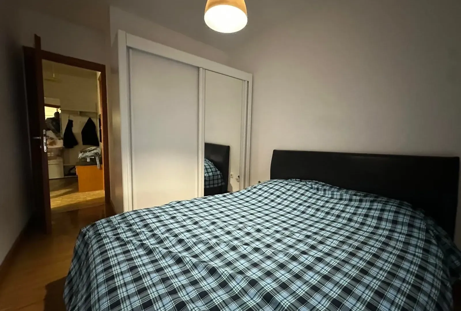 Izdavanje, jednosoban stan, 45m², Vezirov Most, Podgorica