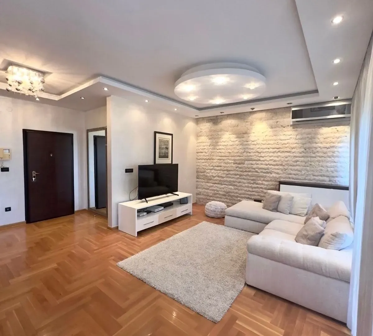 Sale, four bedroom apartment, 97m², Crveni Krst, Beograd