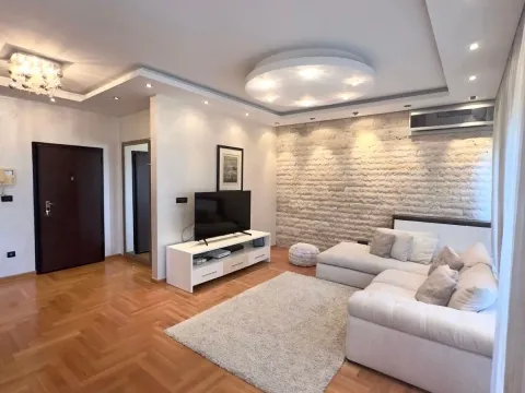 Prodaja, četvorosoban stan, 97m², Crveni Krst, Beograd - image 2