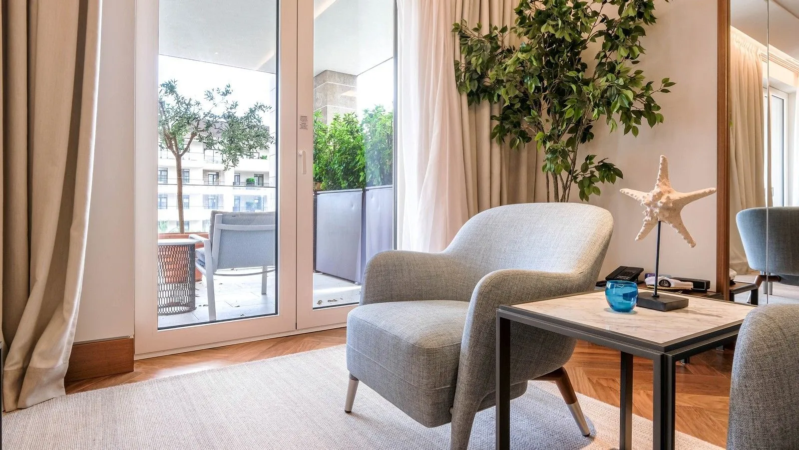 Prodaja, dvosoban stan, 183m², Tivat, Crna Gora