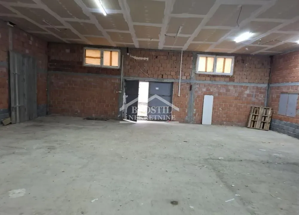 Izdavanje, poslovni prostor, 120m², Ledine, Beograd