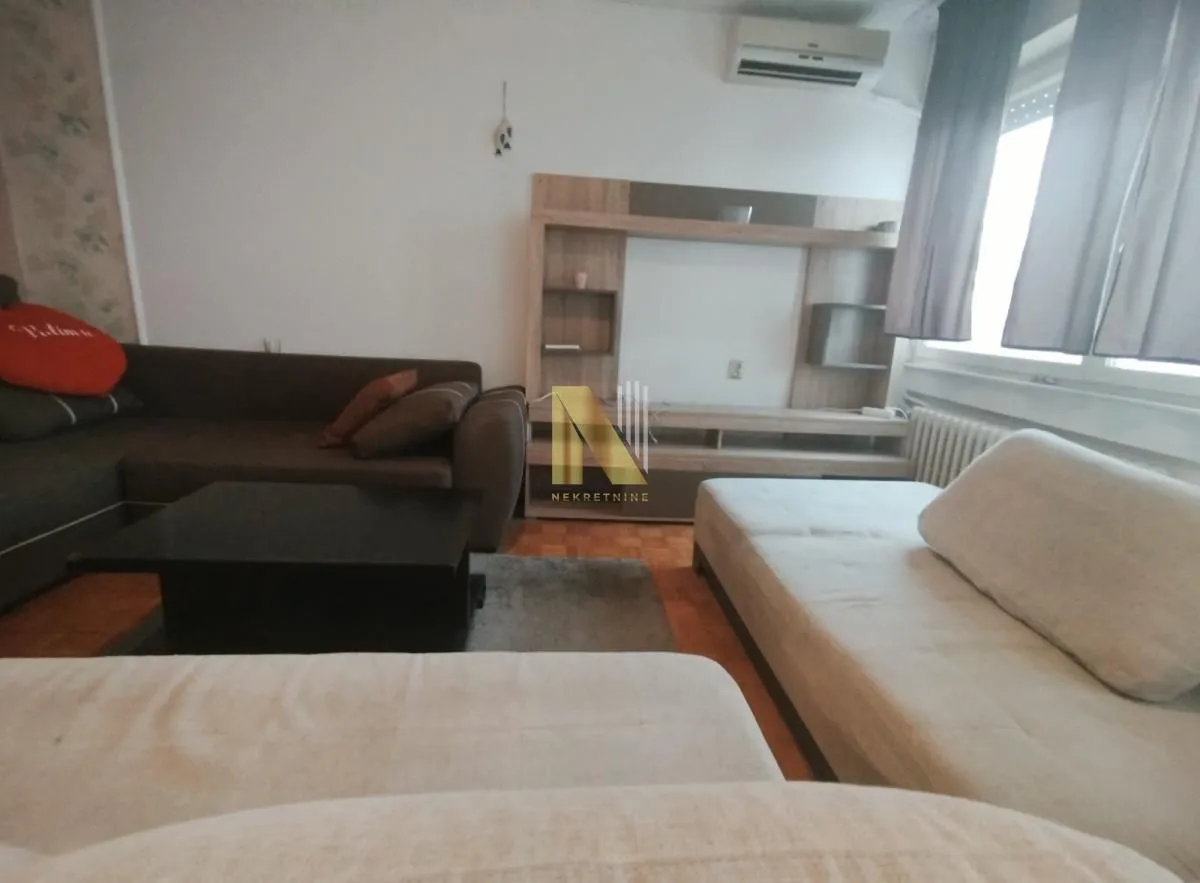 Izdavanje, trosoban stan, 77m², Liman 3, Novi Sad Sve Podlokacije
