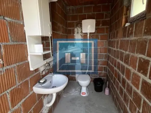 Prodaja, kuća, 271m², Šantarovac, Jagodina - image 20