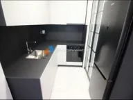 Izdavanje, četvorosoban stan, 150m², Savski Venac, Beograd - image 20