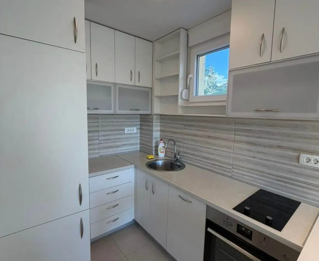 Rent, one bedroom apartment, 38m², Autobuska stanica, Podgorica