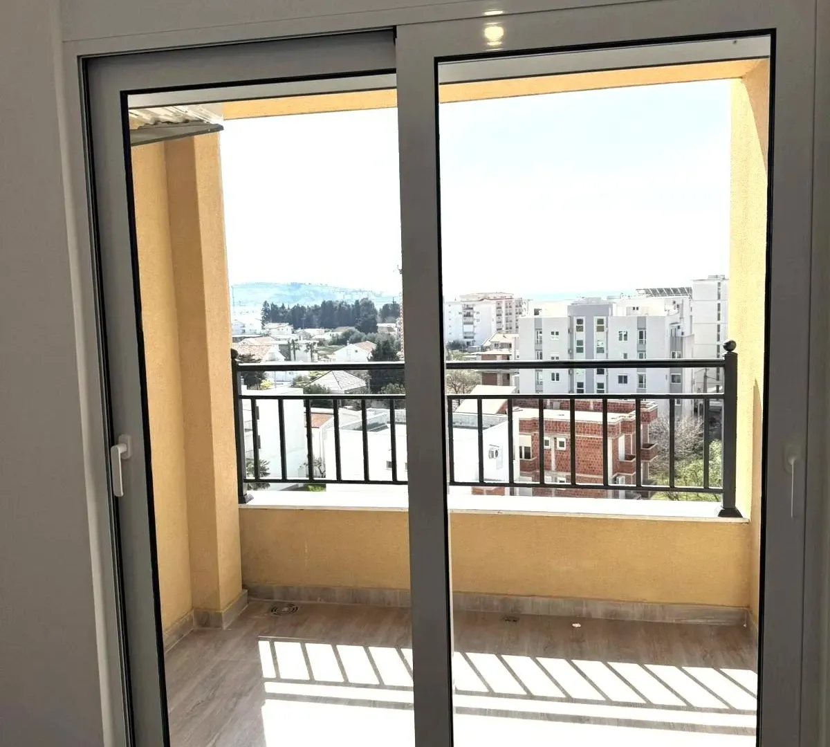 Sale, one bedroom apartment, 46m², Centar, Bar