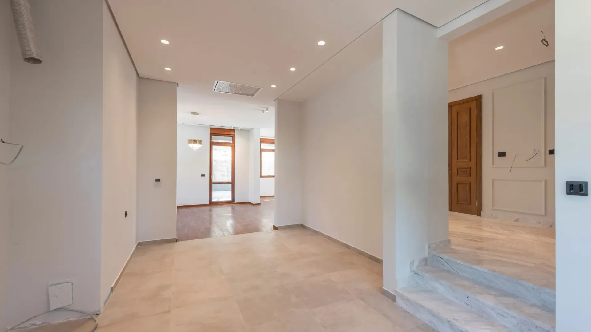 Sale, house, 492m², Mareza, Podgorica
