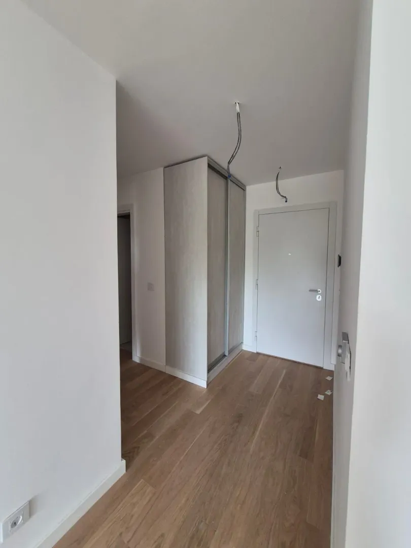 Izdavanje, trosoban stan, 75m², Bezanijska Kosa 1, Bežanijska Kosa Sve Podlokacije