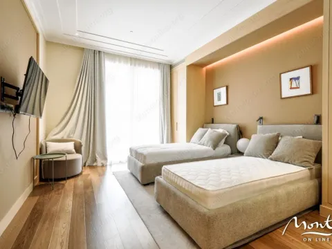 Prodaja, trosoban stan, 215m², Tivat, Crna Gora - image 12