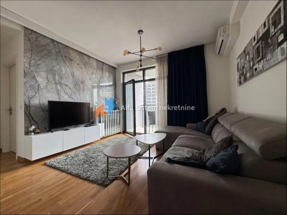 Rent, two bedroom apartment, 56m², Savski Venac, Beograd