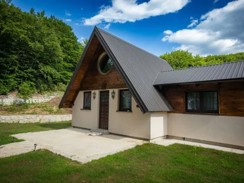 Prodaja, kuća, 65m², Centar, Cetinje - image 3