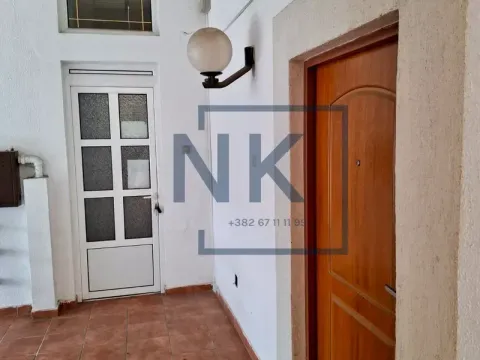 Rent, office space, 95m², Stari Aerodrom, Podgorica - image 6