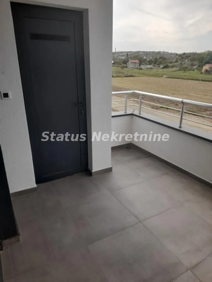 Prodaja, četvorosoban stan, 116m², Petrovaradin, Novi Sad