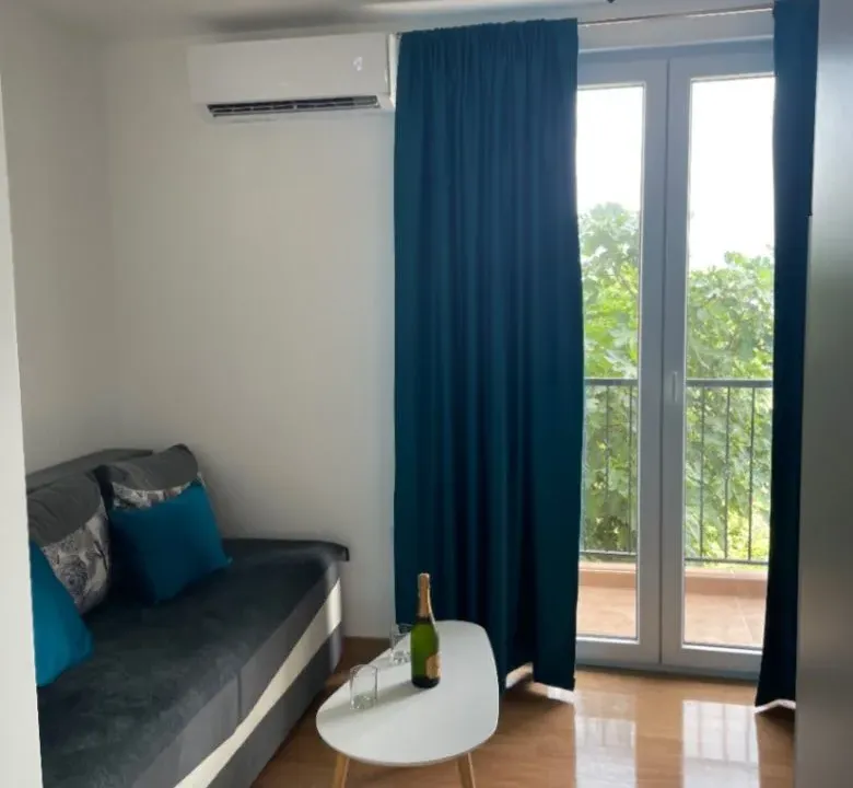 Stan-na-dan, jednosoban stan, 31m², Đenovići, Herceg Novi